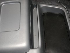2013款 L 2.7L 手动 汽油领航豪华型 14座 国四