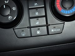 2013款 L 2.7L 手动 汽油领航豪华型 14座 国四