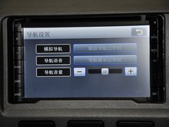 2013款 L 2.7L 手动 汽油领航豪华型 14座 国四