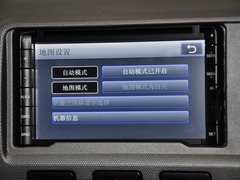 2013款 L 2.7L 手动 汽油领航豪华型 14座 国四