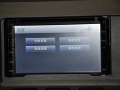 2013款 L 2.7L 手动 汽油领航豪华型 14座 国四