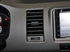 2013款 L 2.7L 手动 汽油领航豪华型 14座 国四
