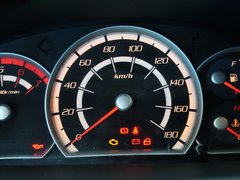 2013款 L 2.7L 手动 汽油领航豪华型 14座 国四