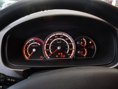 2013款 L 2.7L 手动 汽油领航豪华型 14座 国四