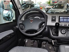 2013款 L 2.7L 手动 汽油领航豪华型 14座 国四