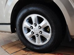 2013款 L 2.7L 手动 汽油领航豪华型 14座 国四