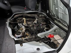 2013款 L 2.7L 手动 汽油领航豪华型 14座 国四