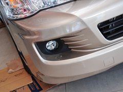 2013款 L 2.7L 手动 汽油领航豪华型 14座 国四