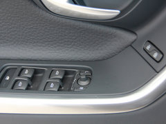 2014款 T5 2.0T DCT 智逸版 5座