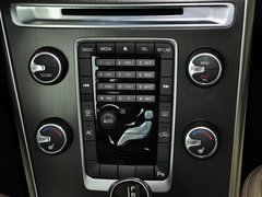 2014款 T5 2.0T DCT 智逸版 5座