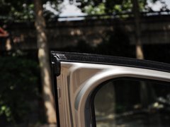 2014款 T6 3.0T 自动 智逸版 5座