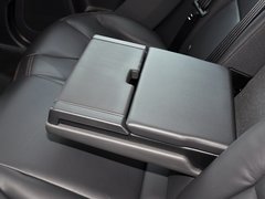 2014款 T6 3.0T 自动 智逸版 5座