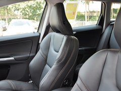 2014款 T6 3.0T 自动 智逸版 5座
