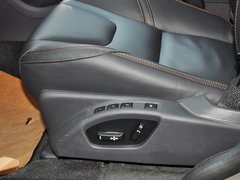 2014款 T6 3.0T 自动 智逸版 5座