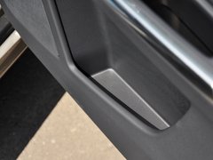 2014款 T6 3.0T 自动 智逸版 5座