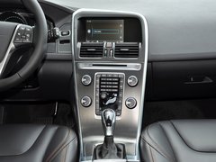 2014款 T6 3.0T 自动 智逸版 5座