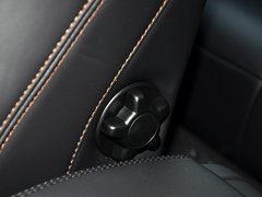 2014款 T6 3.0T 自动 智逸版 5座