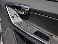2014款 T6 3.0T 自动 智逸版 5座