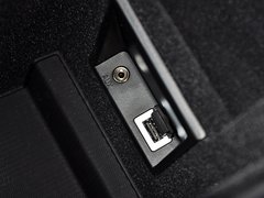 2014款 T6 3.0T 自动 智逸版 5座