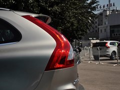 2014款 T6 3.0T 自动 智逸版 5座