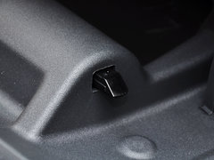2014款 T6 3.0T 自动 智雅版 5座