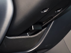 2014款 T6 3.0T 自动 智雅版 5座
