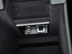 2014款 T6 3.0T 自动 智雅版 5座