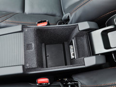 2014款 T6 3.0T 自动 智雅版 5座