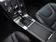 2014款 T6 3.0T 自动 智雅版 5座