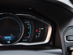 2014款 T6 3.0T 自动 智雅版 5座