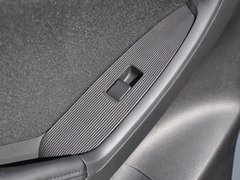 2013款 2.0L 自动 四驱精英型