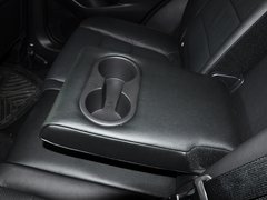 2013款 2.0L 自动 四驱尊贵型