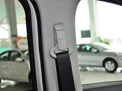 2013款 2.0L 自动 四驱尊贵型