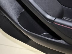 2013款 2.0L 自动 四驱尊贵型