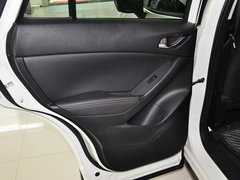 2013款 2.0L 自动 四驱尊贵型