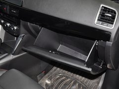 2013款 2.0L 自动 四驱尊贵型
