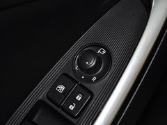 2013款 2.0L 自动 四驱尊贵型