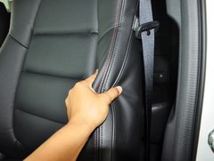 2013款 2.0L 自动 四驱尊贵型