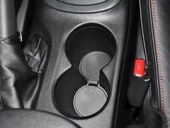 2013款 2.0L 自动 四驱尊贵型