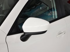2013款 2.0L 自动 四驱尊贵型