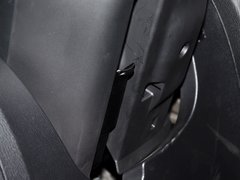 2013款 2.0L 自动 四驱尊贵型