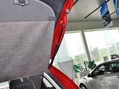 2013款 2.0L 自动 四驱尊贵型