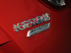 2013款 2.0L 自动 四驱尊贵型
