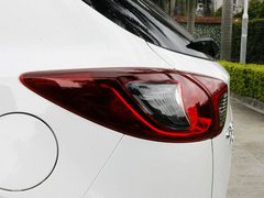 2013款 2.0L 自动 四驱尊贵型