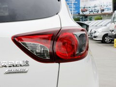 2013款 2.0L 自动 四驱尊贵型