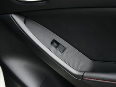 2013款 2.0L 自动 四驱尊贵型