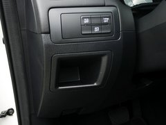 2013款 2.0L 自动 四驱尊贵型