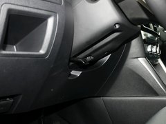 2013款 2.0L 自动 四驱尊贵型