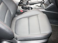 2013款 2.0L 自动 四驱尊贵型
