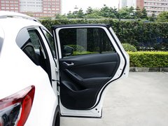2013款 2.0L 自动 四驱尊贵型